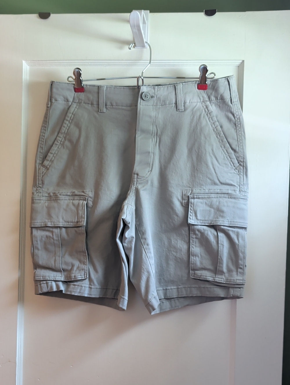 NWOT Sonoma Light Gray Men's Adaptive  Cargo Shorts Size 32